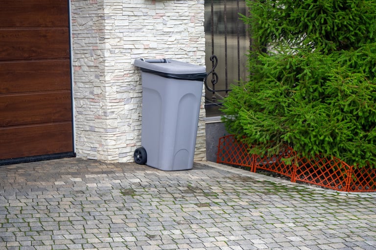 Clean residential trash bins